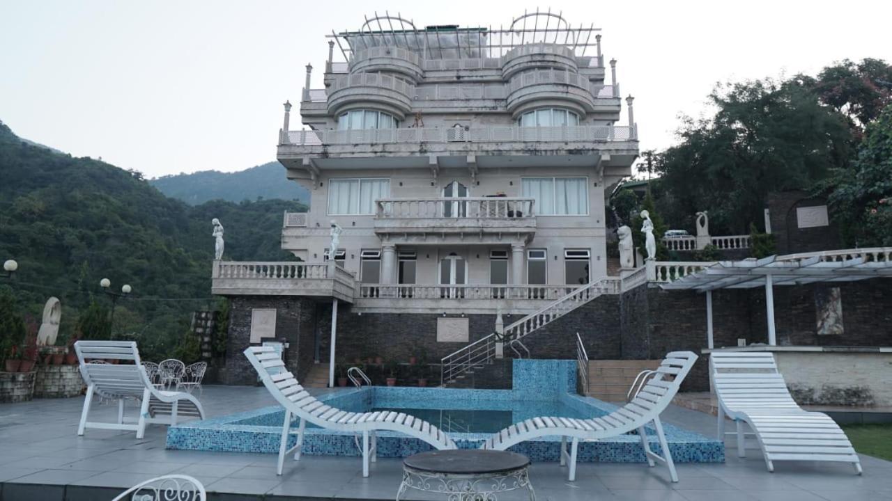 Shahanshahi Adventure Park & Wellness Resort 12 Km Away From Mussoorie 데라둔 외부 사진