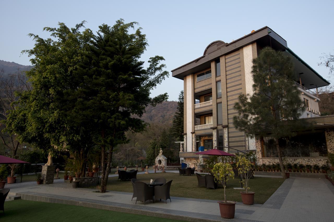 Shahanshahi Adventure Park & Wellness Resort 12 Km Away From Mussoorie 데라둔 외부 사진